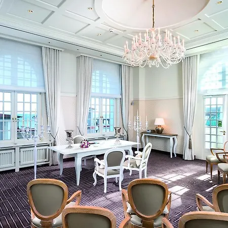 Hotel Travel Charme Kurhaus 5*